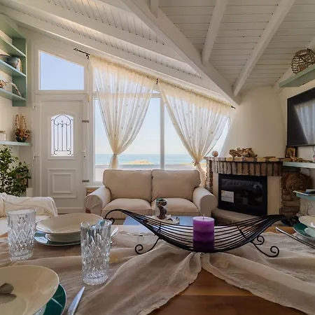 Athanasia - With Private Pool On The By Posarellivillas *