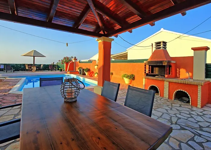 Villa Athanasia - With Private Pool On The By Posarellivillas *