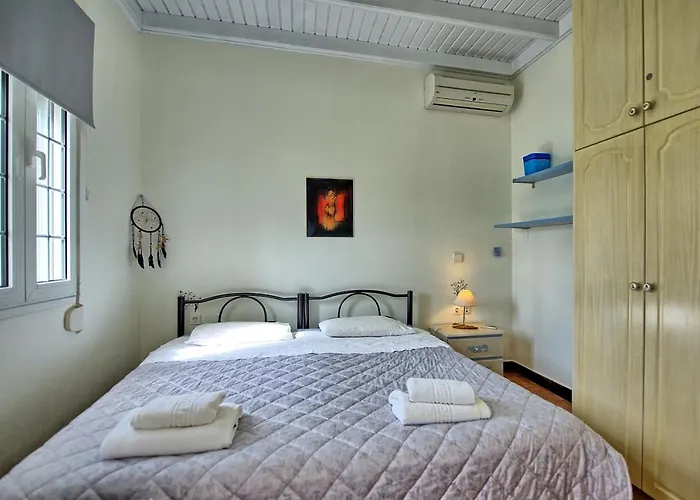 Villa Athanasia - With Private Pool On The By Posarellivillas *