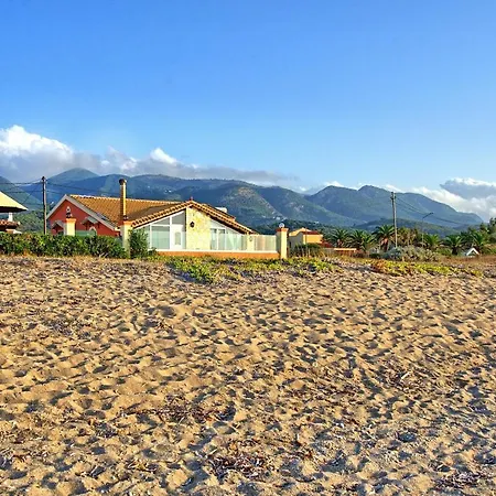 Вилла Athanasia - With Private Pool On The By Posarellivillas Ахарави